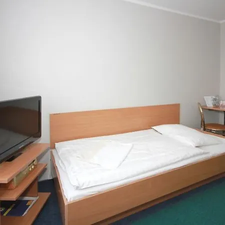 Na Skarpie Hotel 2*